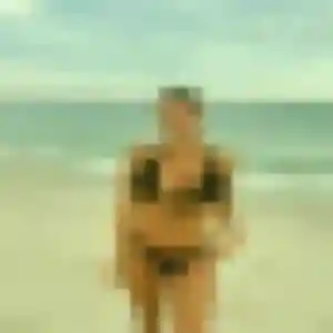 Sandrine, 20 ans, en ligne à Capestang pour une rencontre coquine