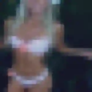 Photo de Emma à Port-Vendres (38 ans) - rencontre coquine sans inscription
