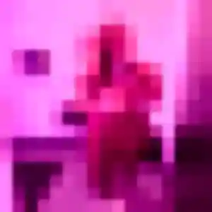 Anna, 19 ans, en ligne à Revel pour une rencontre coquine