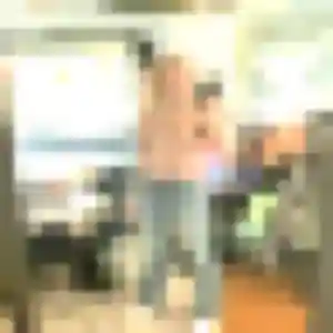 Sexy Brune, 21 ans à Rousson - voir sa photo